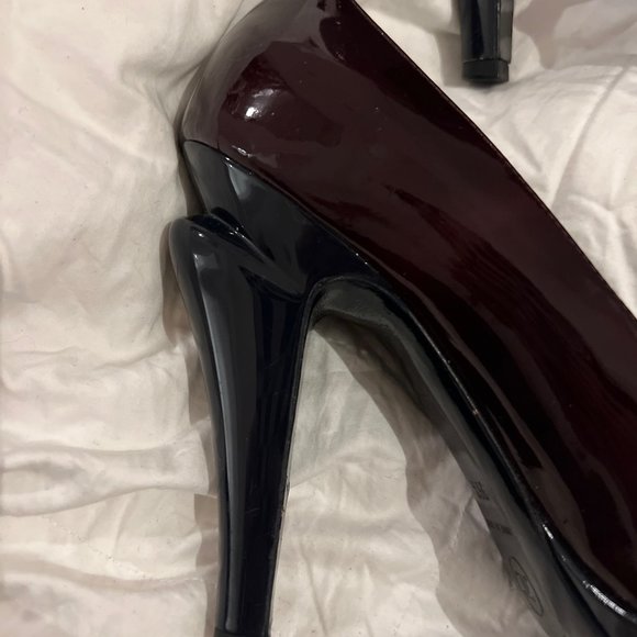 Chanel Burgundy Patent Leather With Navy Cap Toe Cut Out Heels - Picture 7 of 13